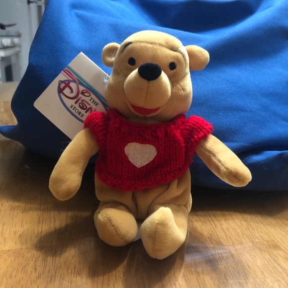 NWT- WINNIE THE POOH BEAR IN RED HEART SWEATER -7" Mini Bean Bag Stuffed Animal - Picture 3 of 5
